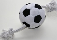 Pluche Voetbal met trektouw